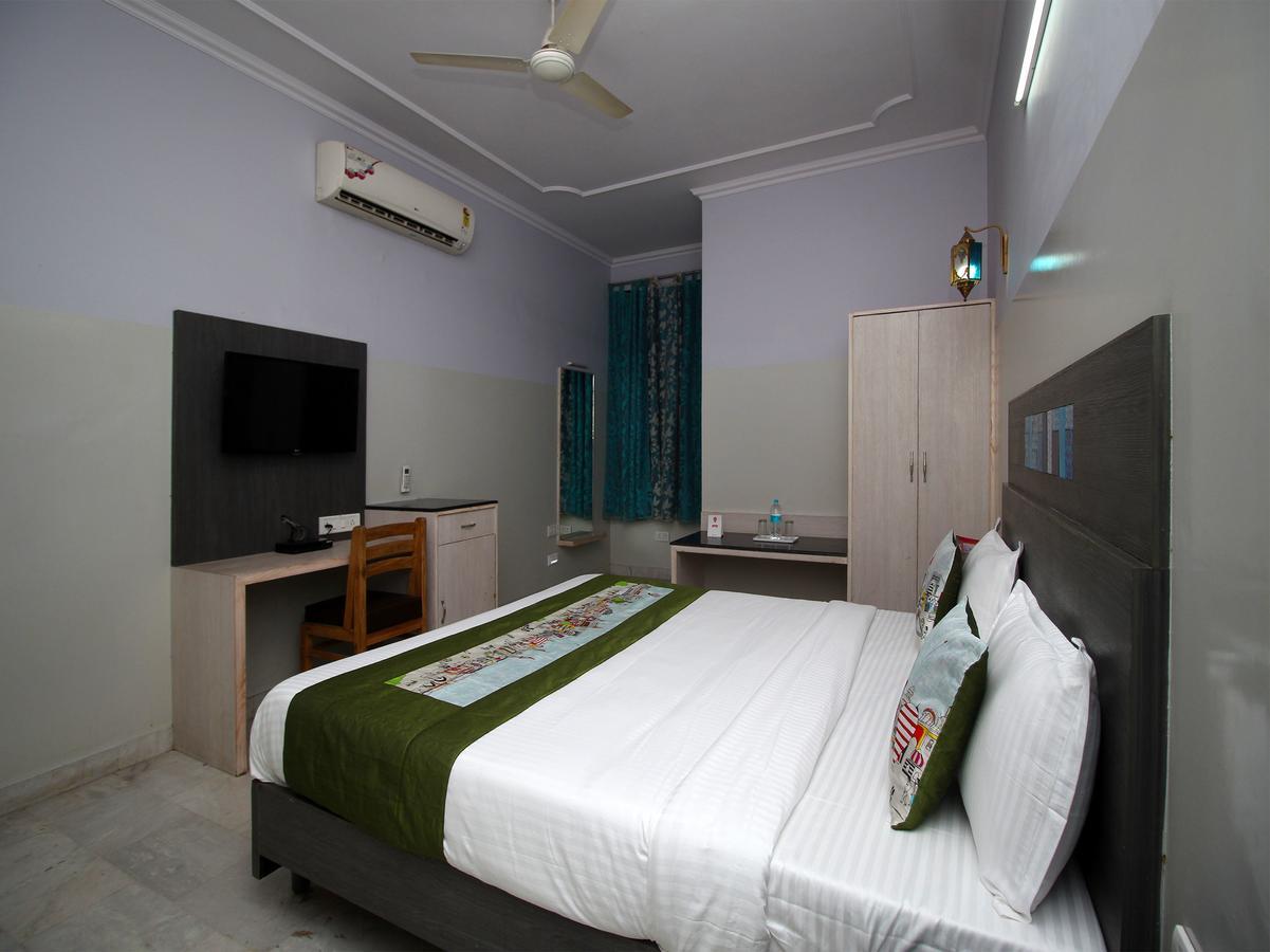 Oyo 1143 Hotel Rdb Palace 斋浦尔 外观 照片