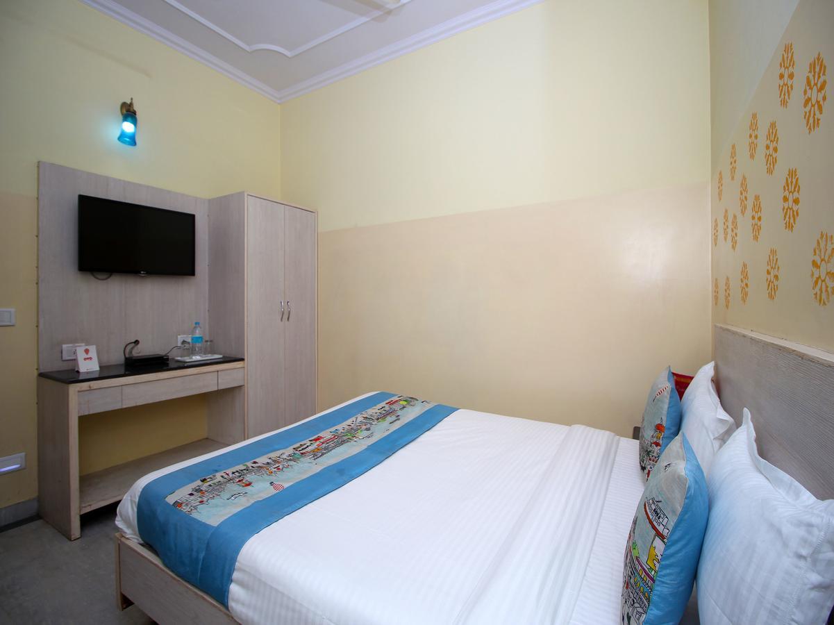 Oyo 1143 Hotel Rdb Palace 斋浦尔 外观 照片