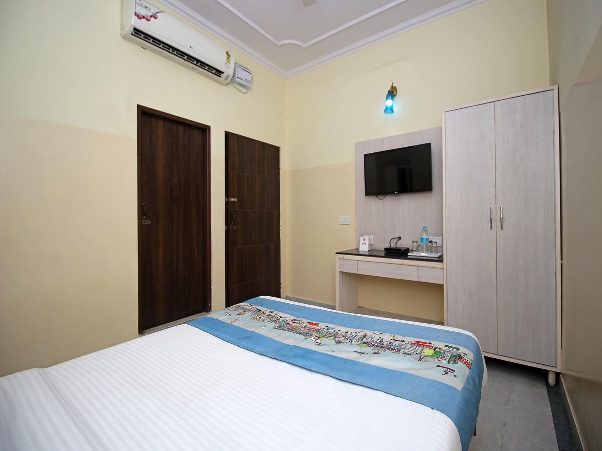 Oyo 1143 Hotel Rdb Palace 斋浦尔 外观 照片